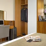 Hotel K+k 4*