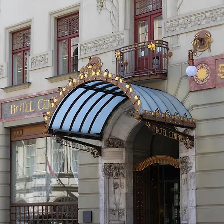 Otel K+k 4*