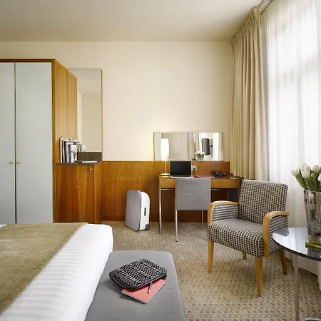Hotel K+k 4*