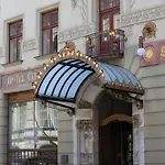 Hotel K+k 4*