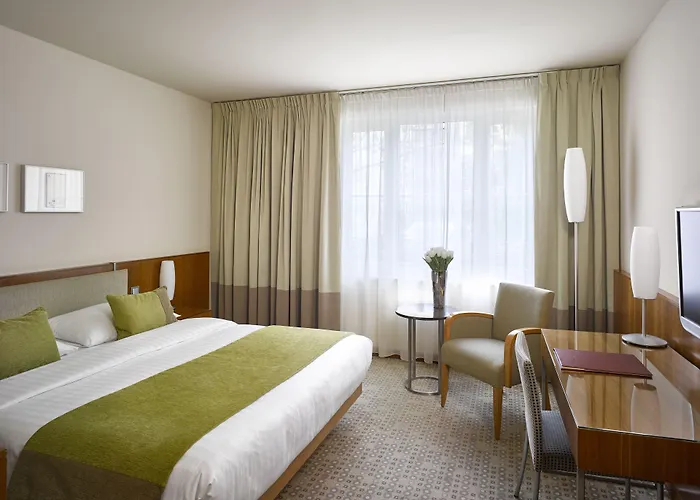 Hotel K+k 4*